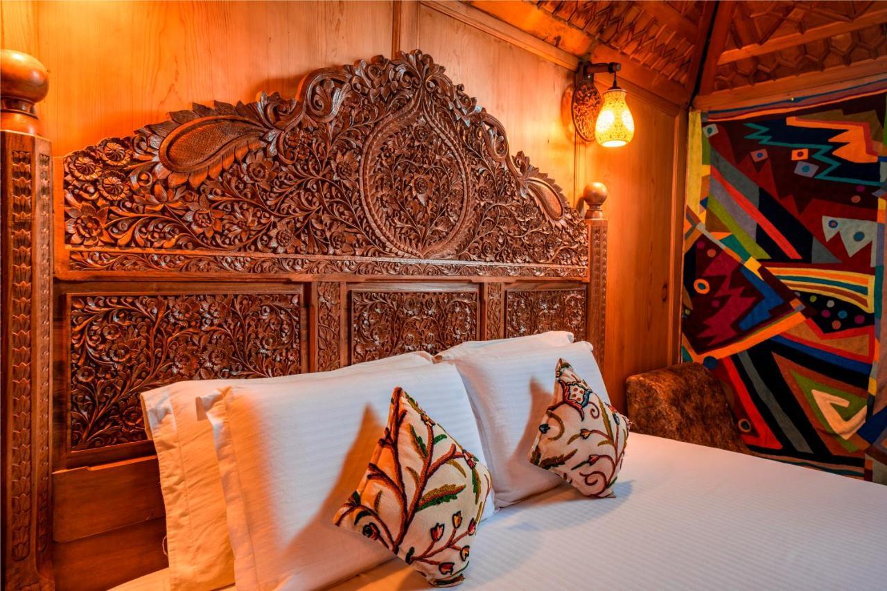 New Jacquline Heritage Houseboats Σριναγκάρ Εξωτερικό φωτογραφία
